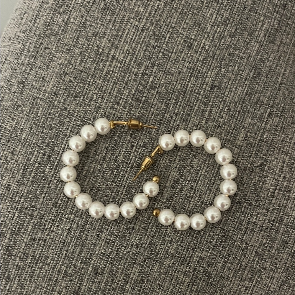 Classic Pearl and Gold Hoop Earrings - Picture 2 of 3